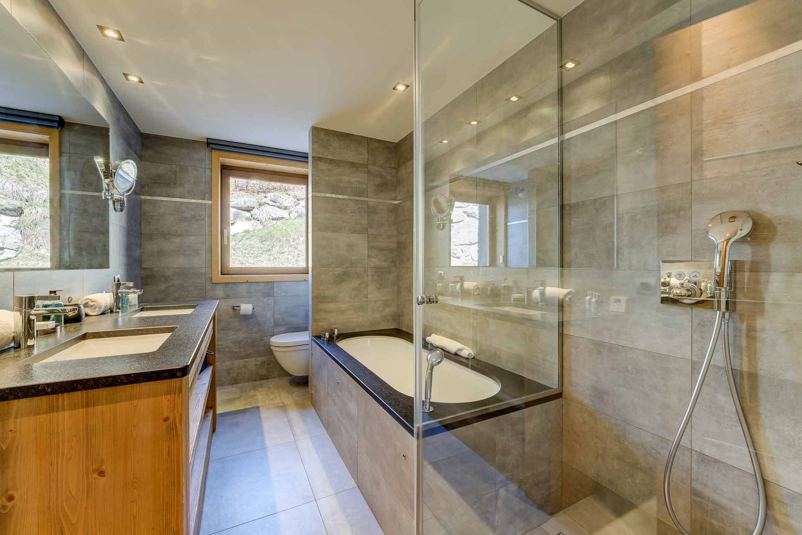 Chalet in Les Allues, Auvergne-Rhône-Alpes, France 1 - 16163974