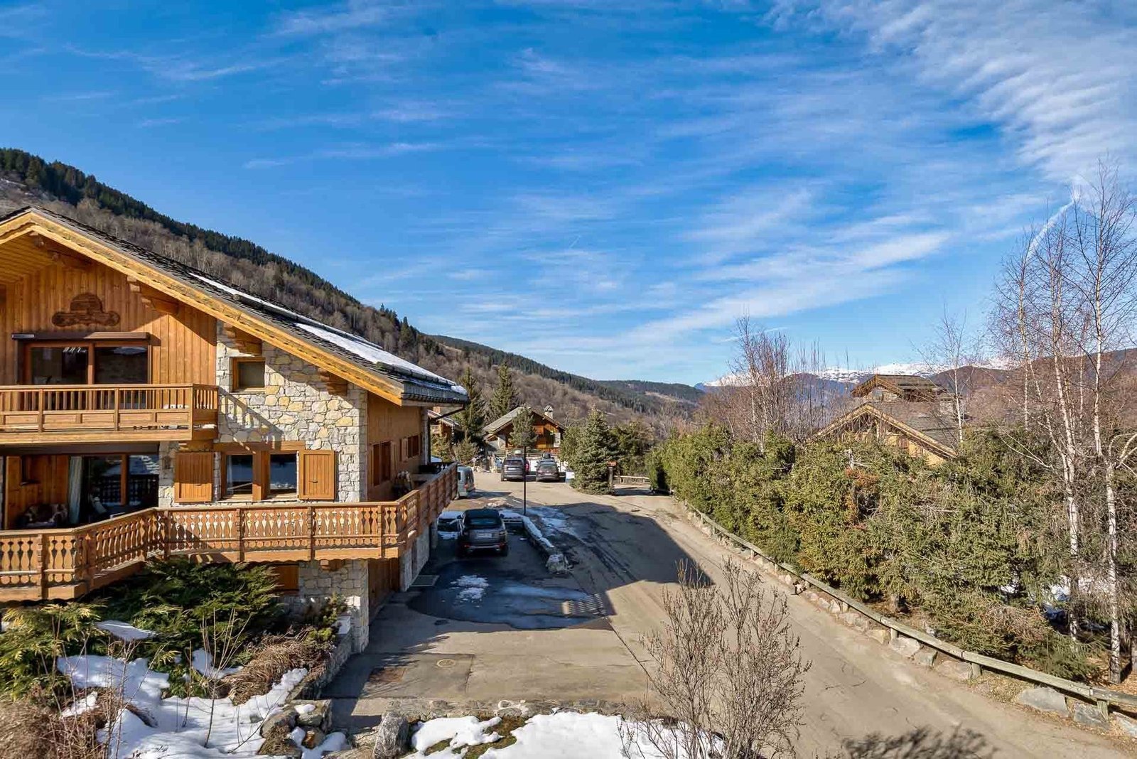 A Superb Five Bedroom Chalet In Le Raffort Chalet in Les Allues, Auvergne-Rhône-Alpes, France 1 - 16326512