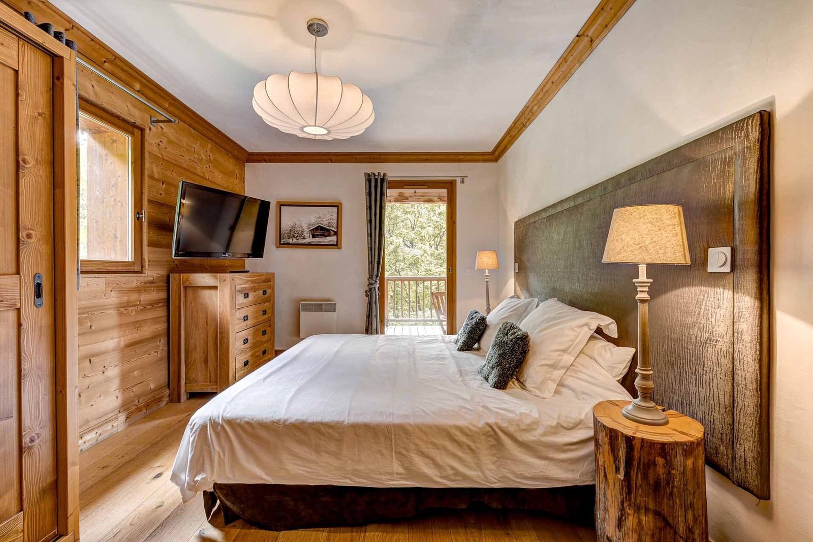 Superb 7 Double Bedroom Chalet Situated In The Heart Of The Sainte Foy Ski Resort Chalet in Val-d'Isère, Auvergne-Rhône-Alpes, France 1 - 14796350