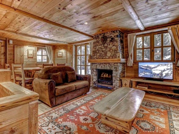 Chalet in Val-d'Isère, Auvergne-Rhône-Alpes, France 1 - 15740889