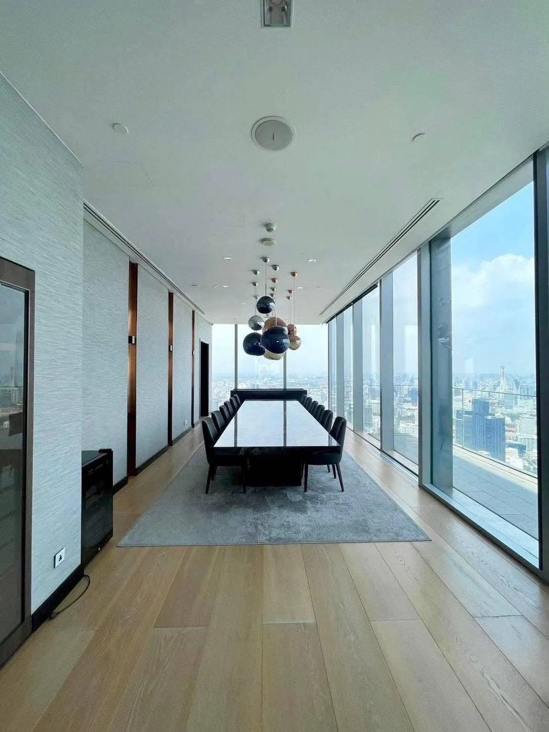 Sky High Sophistication – Penthouse At The Ritz Carlton Residences, Bangkok Condo in Bangkok, Krung Thep Maha Nakhon, Thailand 1 - 15347305