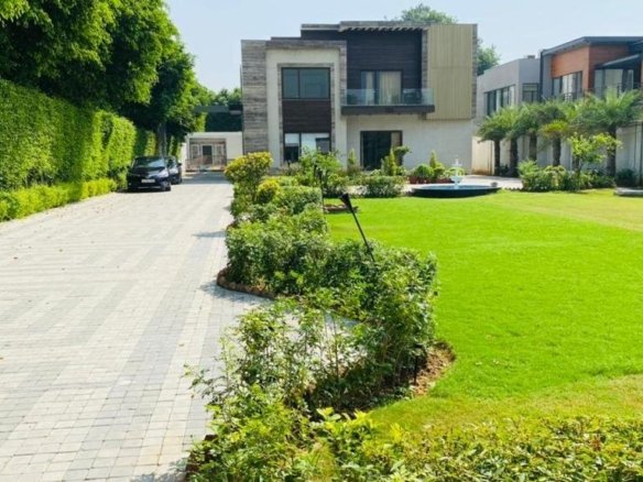 Estate in New Delhi, Delhi, India 1 - 16390930