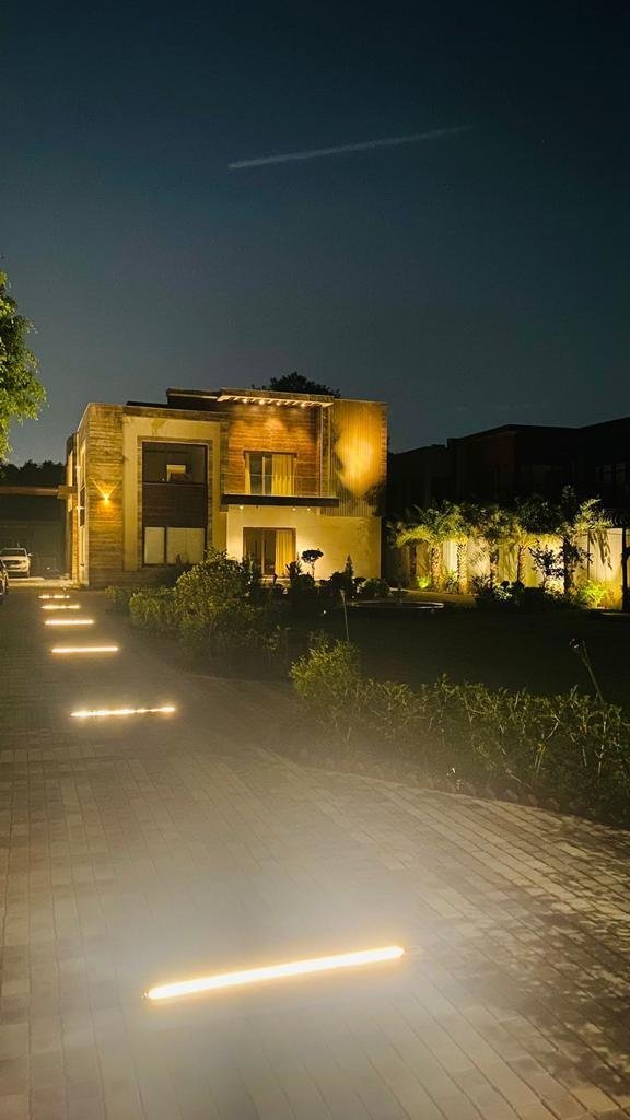 Half Acre Luxury Estate, In Radhe Mohan Drive South Delhi Estate in New Delhi, Delhi, India 1 - 16390930