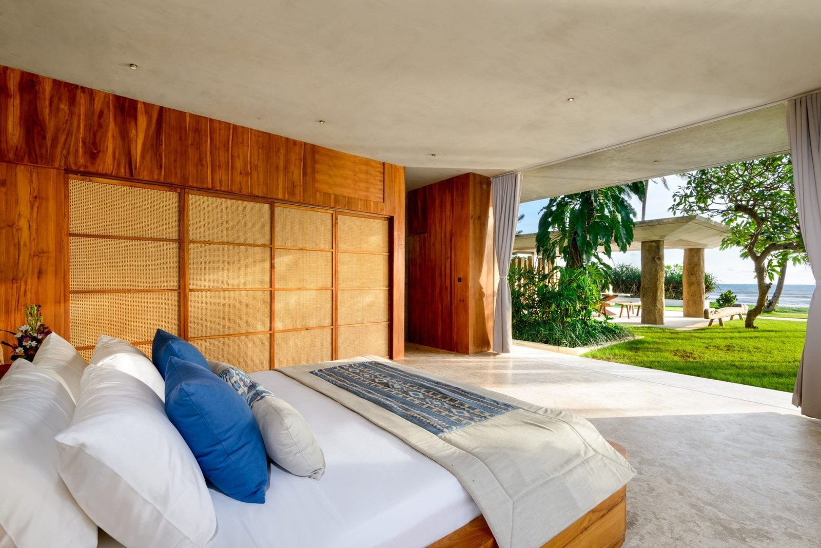 Mega Luxurious Architectural Beachfront Estate In Tabanan Estate in Tabanan Regency, Indonesia 1 - 14455171