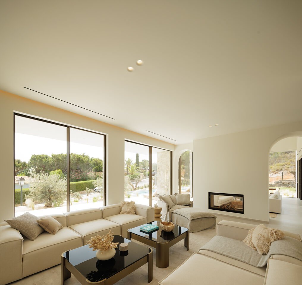 4 Bedroom Villa For Sale In Quinta Do Lago House in Almancil, Algarve, Portugal 1 - 14116022