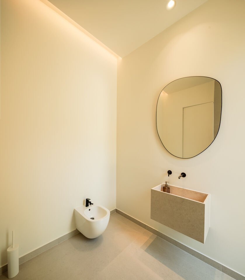 4 Bedroom Villa For Sale In Quinta Do Lago House in Almancil, Algarve, Portugal 1 - 14116022