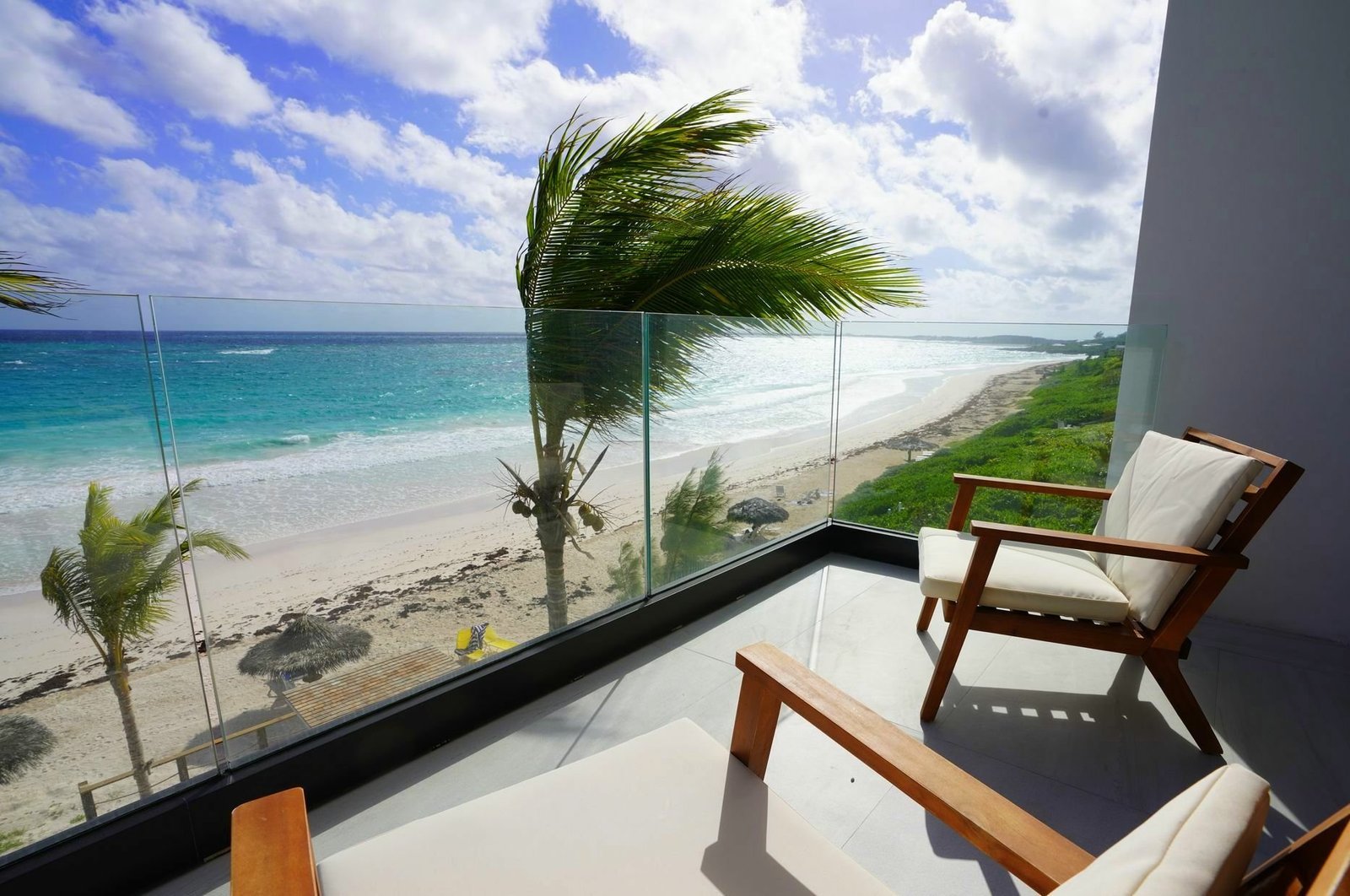 Modern Estate, Harbour Island House in Dunmore Town, Harbour Island, The Bahamas 1 - 11617204