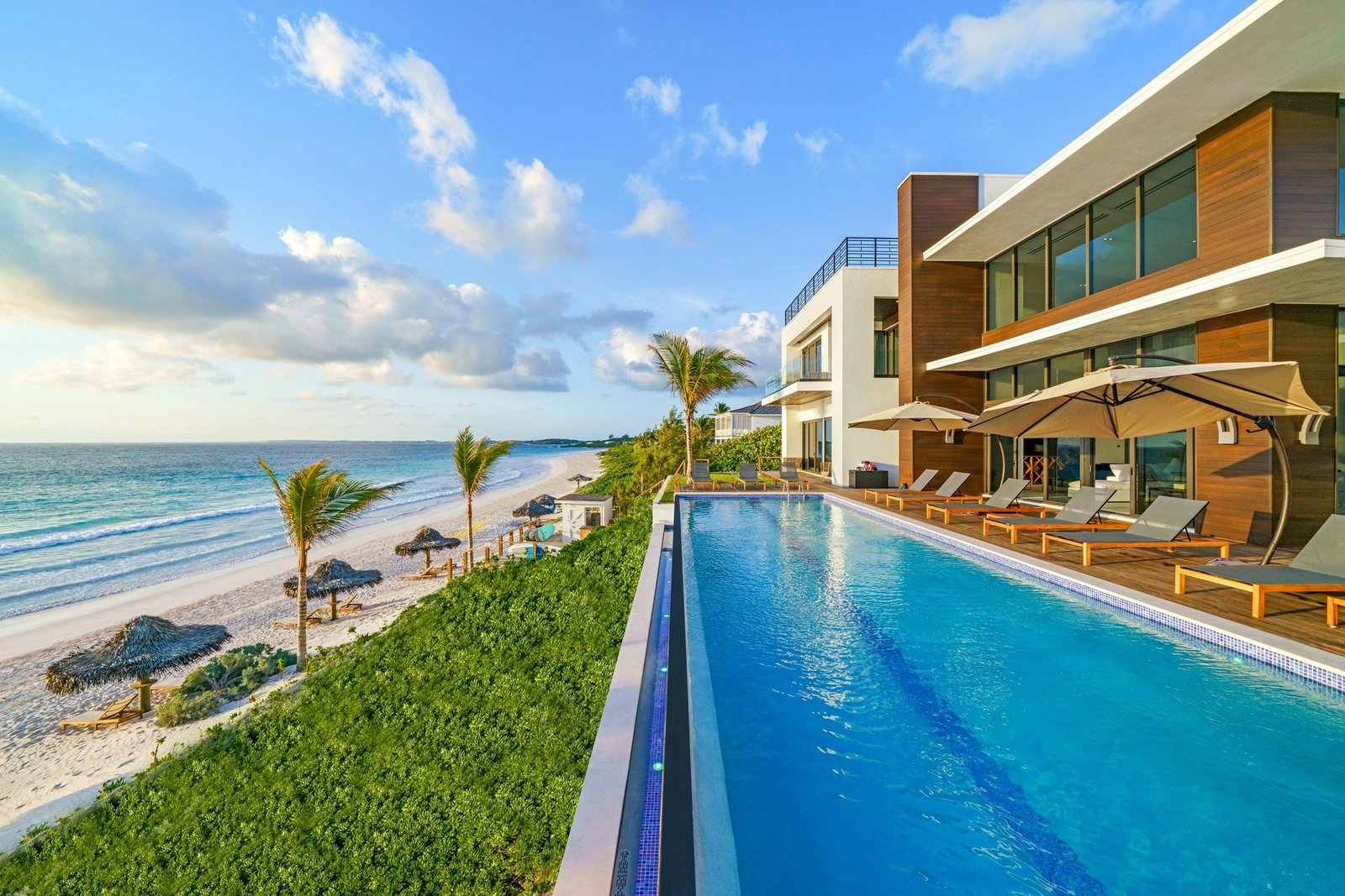Modern Estate, Harbour Island House in Dunmore Town, Harbour Island, The Bahamas 1 - 11617204