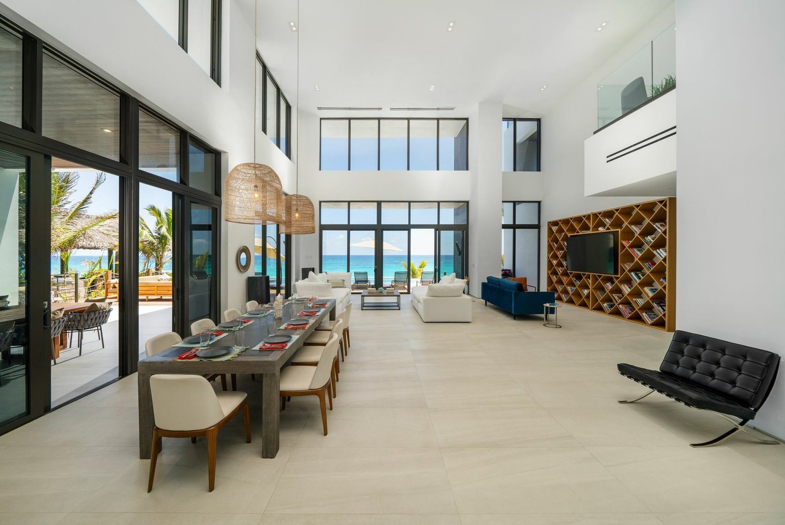 Modern Estate, Harbour Island House in Dunmore Town, Harbour Island, The Bahamas 1 - 11617204
