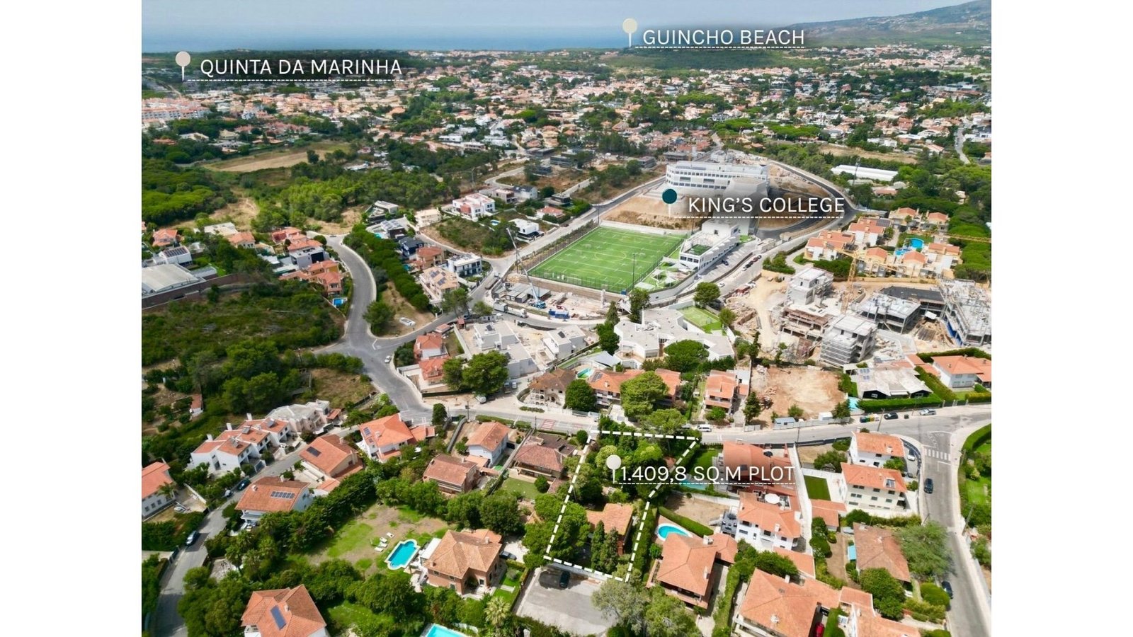 Four Bedroom Villa With Garden In Cascais House in Estoril, Cascais e Estoril, Lisbon 1 - 16064762