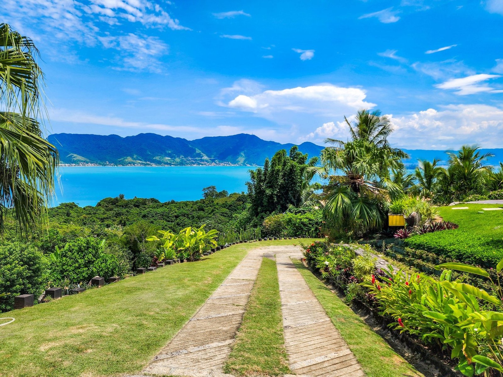 Villa Nau House in Ilhabela, State of São Paulo, Brazil 1 - 13949569