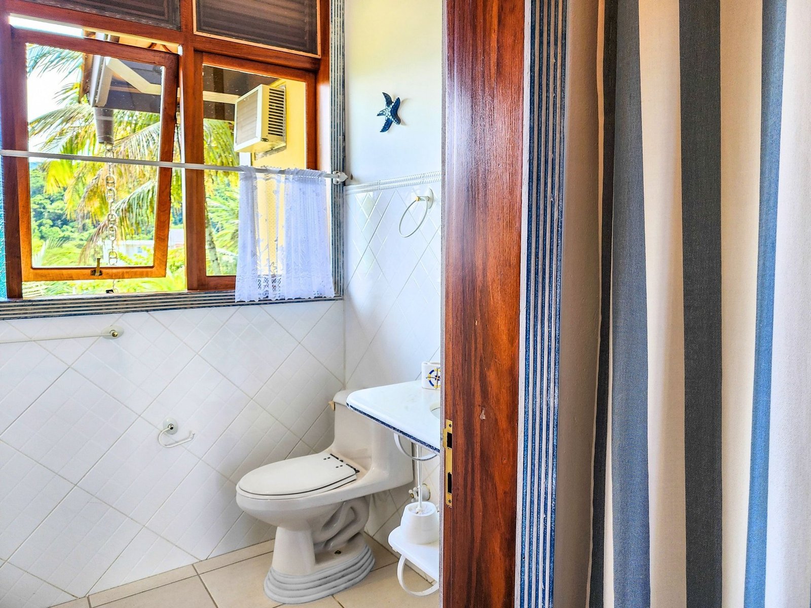 Villa Nau House in Ilhabela, State of São Paulo, Brazil 1 - 13949569