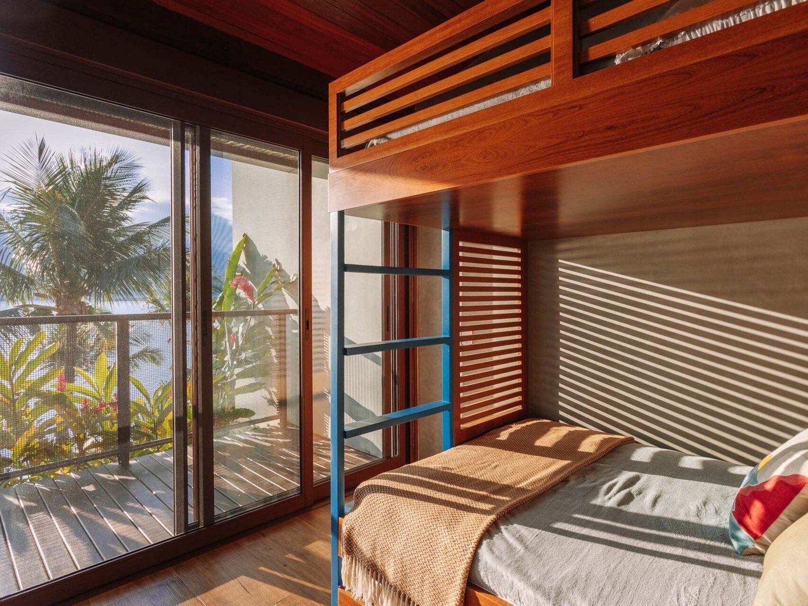 Little Stone House House in Ilhabela, State of São Paulo, Brazil 1 - 15401105