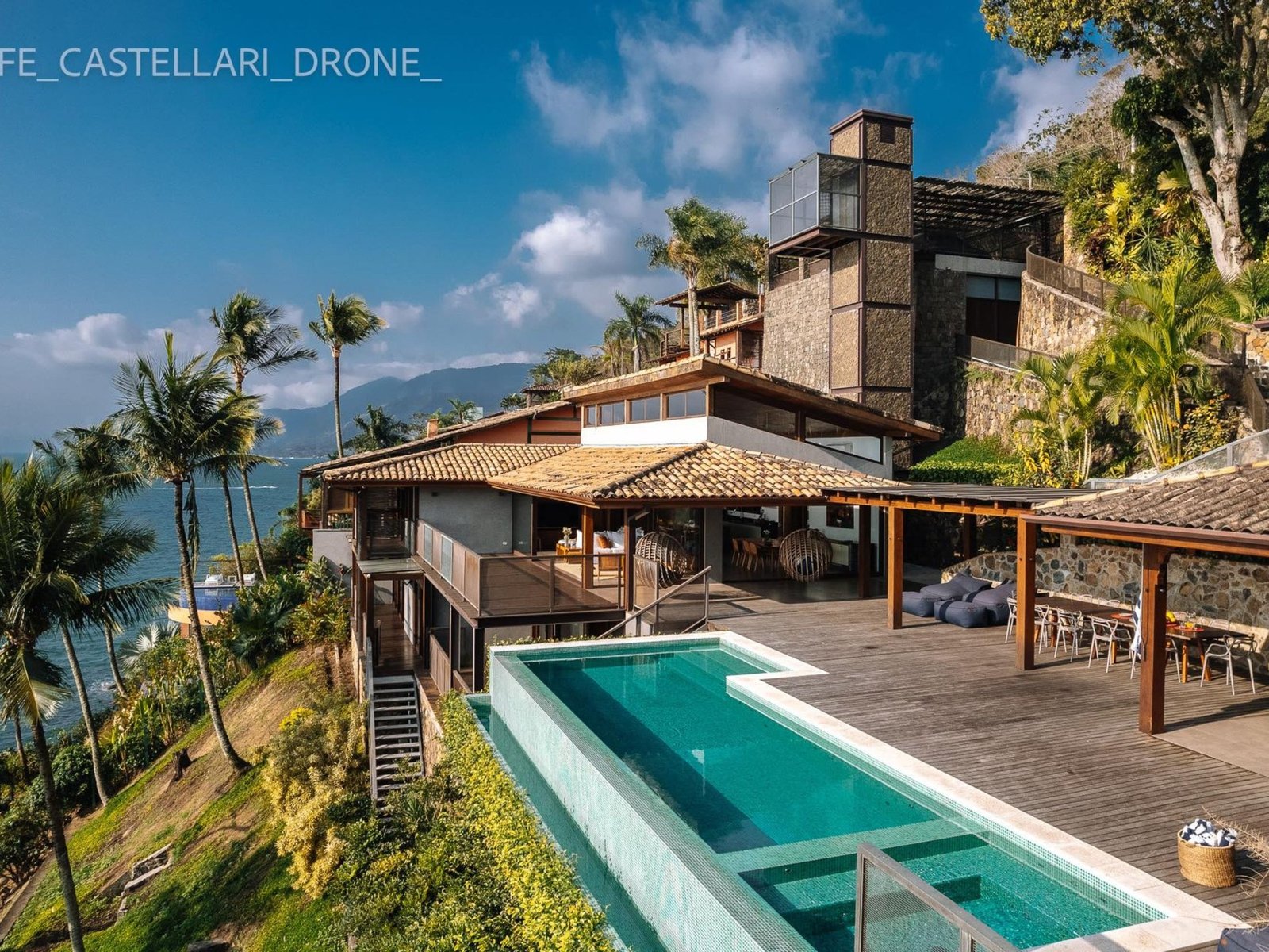 Little Stone House House in Ilhabela, State of São Paulo, Brazil 1 - 15401105