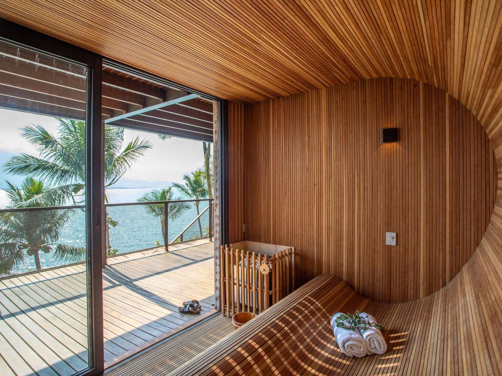 Little Stone House House in Ilhabela, State of São Paulo, Brazil 1 - 15401105