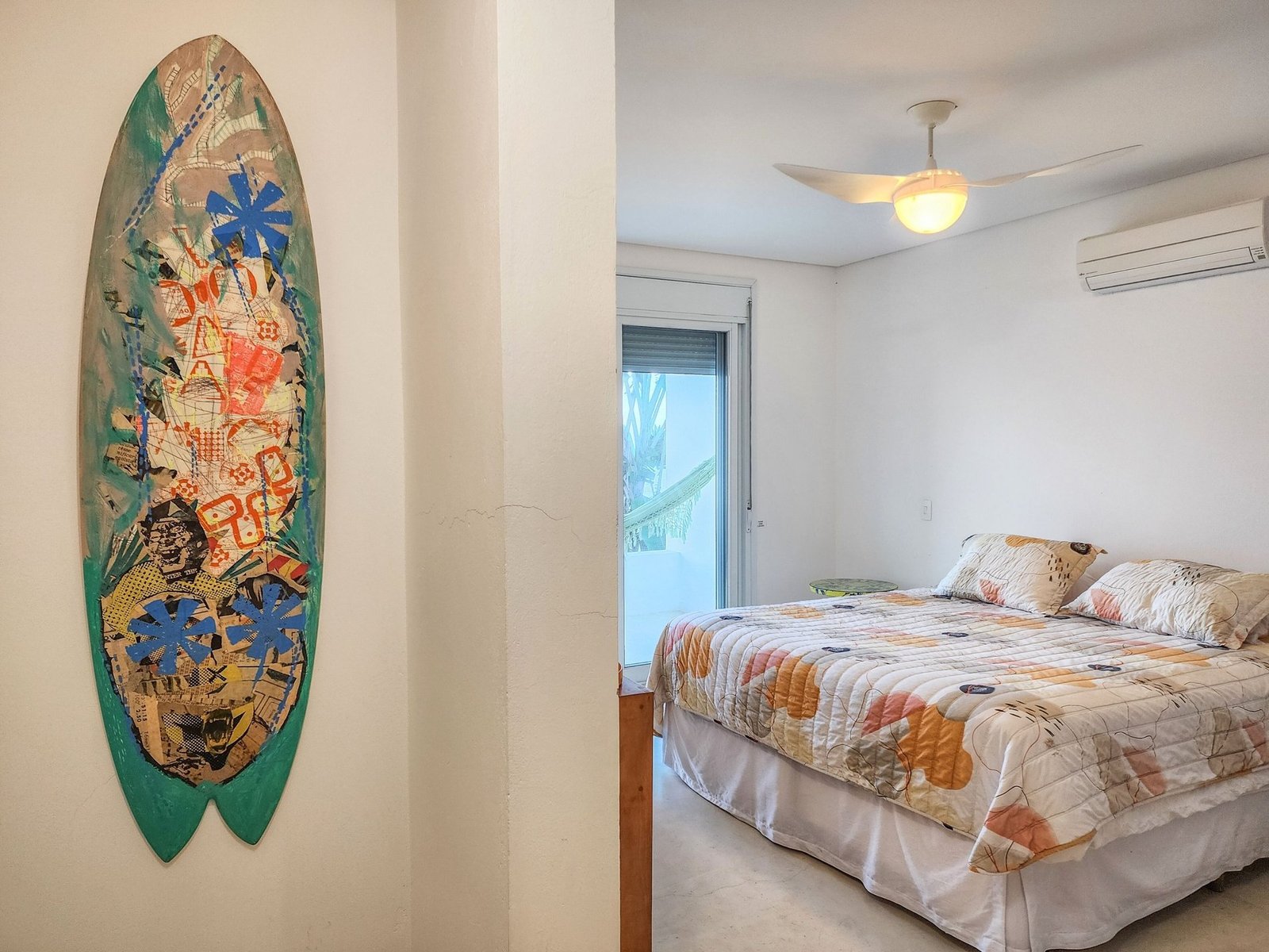 White Coastal House in Ilhabela, State of São Paulo, Brazil 1 - 15401171