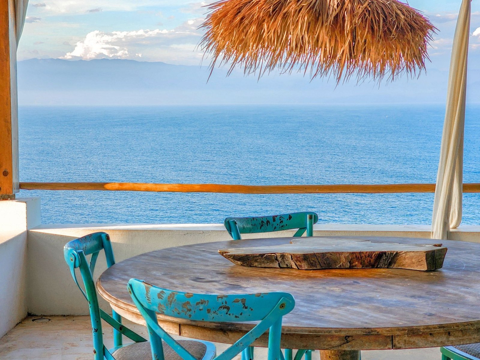 White Coastal House in Ilhabela, State of São Paulo, Brazil 1 - 15401171