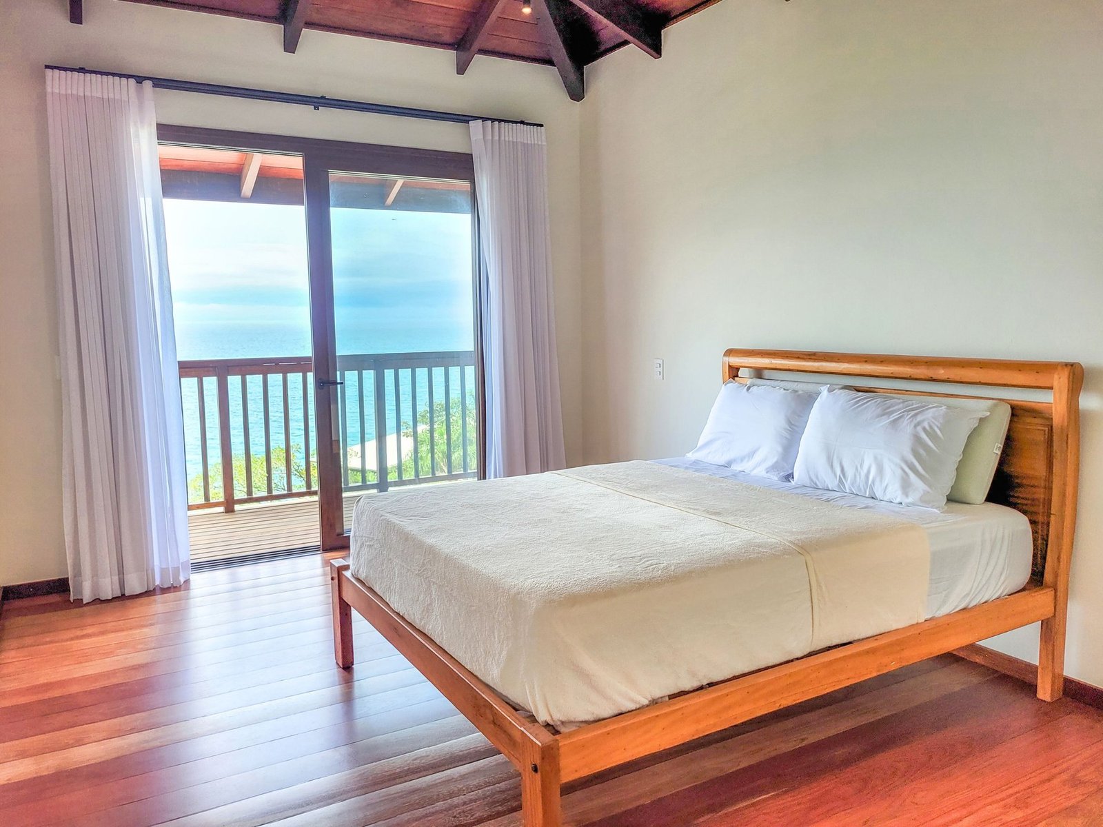 Passarela House House in Ilhabela, State of São Paulo, Brazil 1 - 16026109