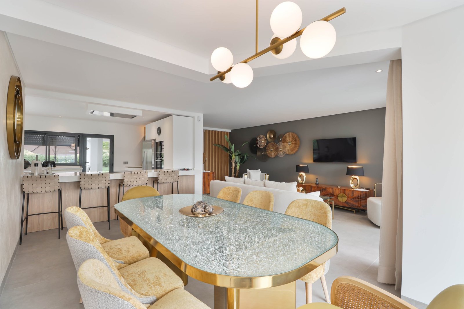 Glamorous 5 Bedroom House For Sale In Vilamoura, Portugal House in Vilamoura, Quarteira, Algarve 1 - 13111847