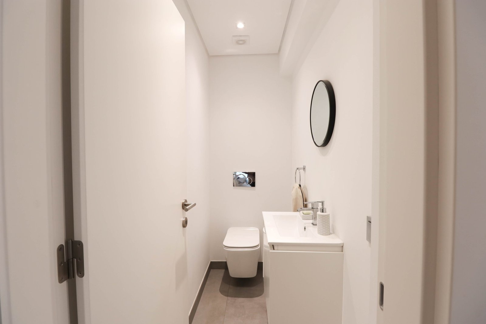 Glamorous 5 Bedroom House For Sale In Vilamoura, Portugal House in Vilamoura, Quarteira, Algarve 1 - 13111847