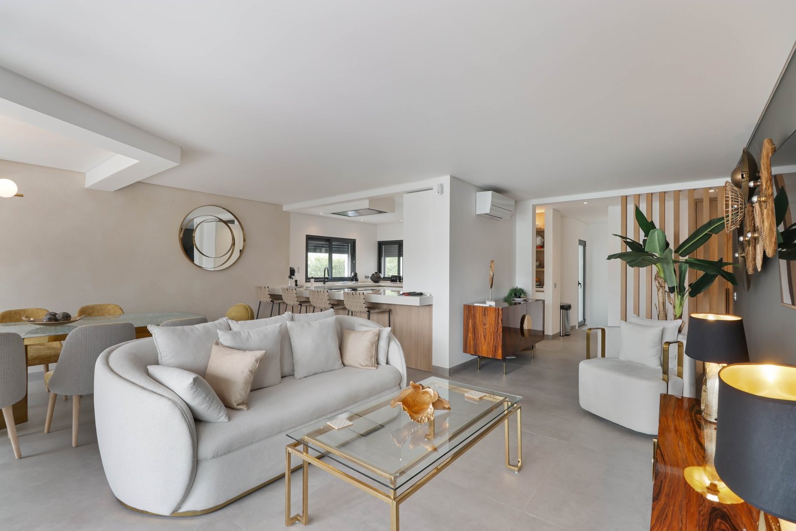 Glamorous 5 Bedroom House For Sale In Vilamoura, Portugal House in Vilamoura, Quarteira, Algarve 1 - 13111847