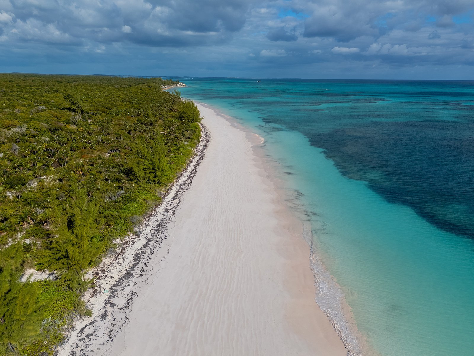 35 Acres Bannerman Town Eleuthera Land in Central Eleuthera, The Bahamas 1 - 15097996