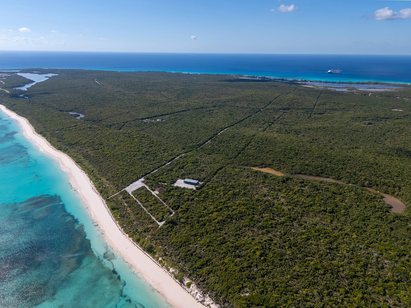 35 Acres Bannerman Town Eleuthera Land in Central Eleuthera, The Bahamas 1 - 15097996