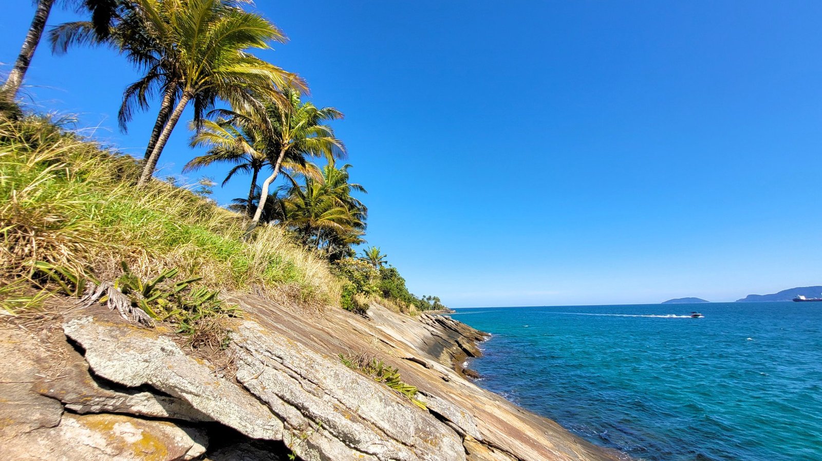 Private Promontory Land in Ilhabela, State of São Paulo, Brazil 1 - 16059843