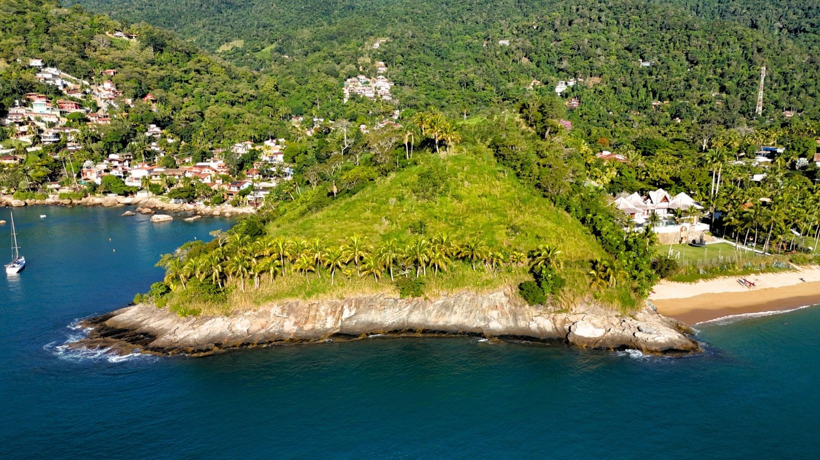 Private Promontory Land in Ilhabela, State of São Paulo, Brazil 1 - 16059843