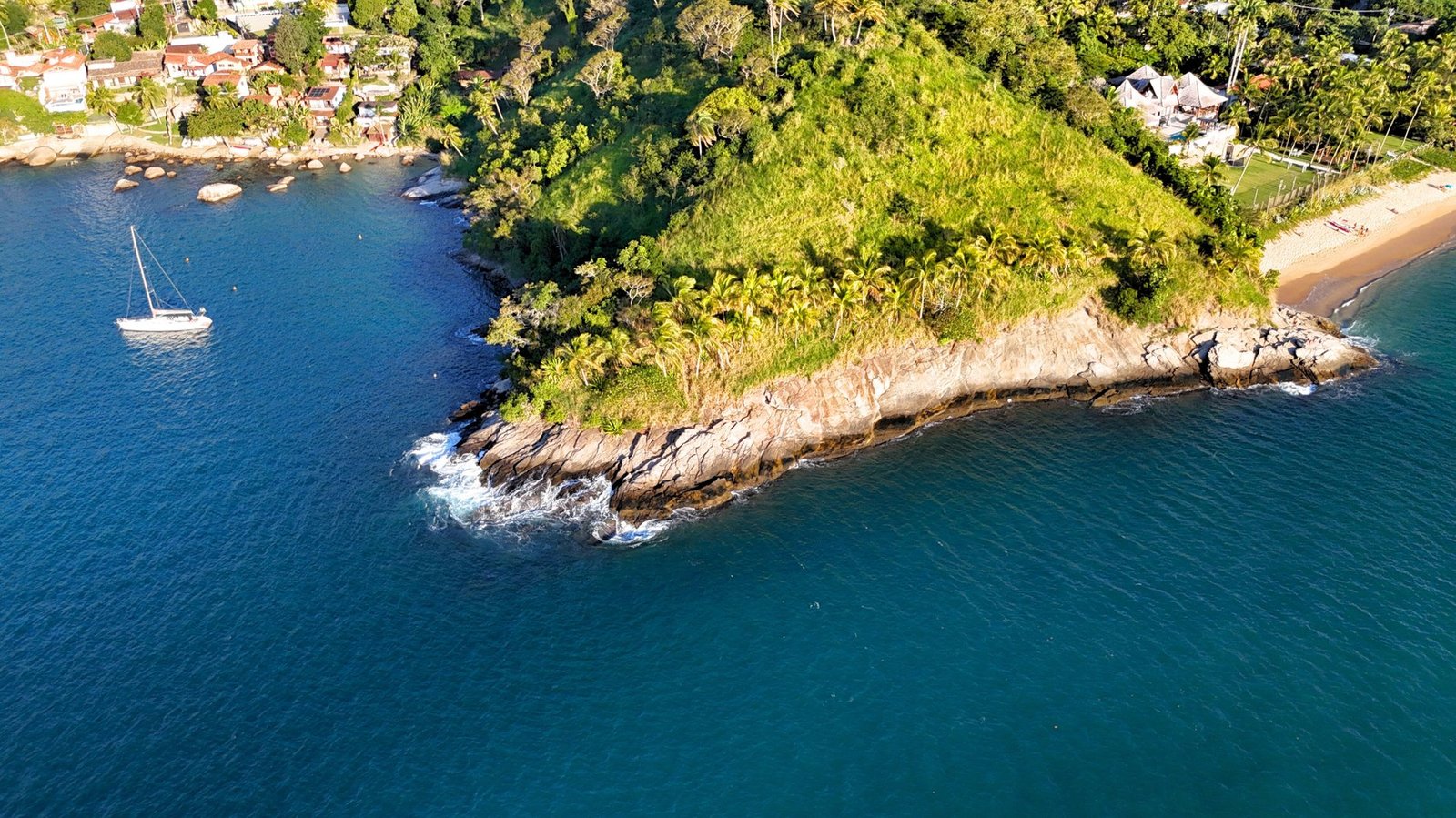 Private Promontory Land in Ilhabela, State of São Paulo, Brazil 1 - 16059843