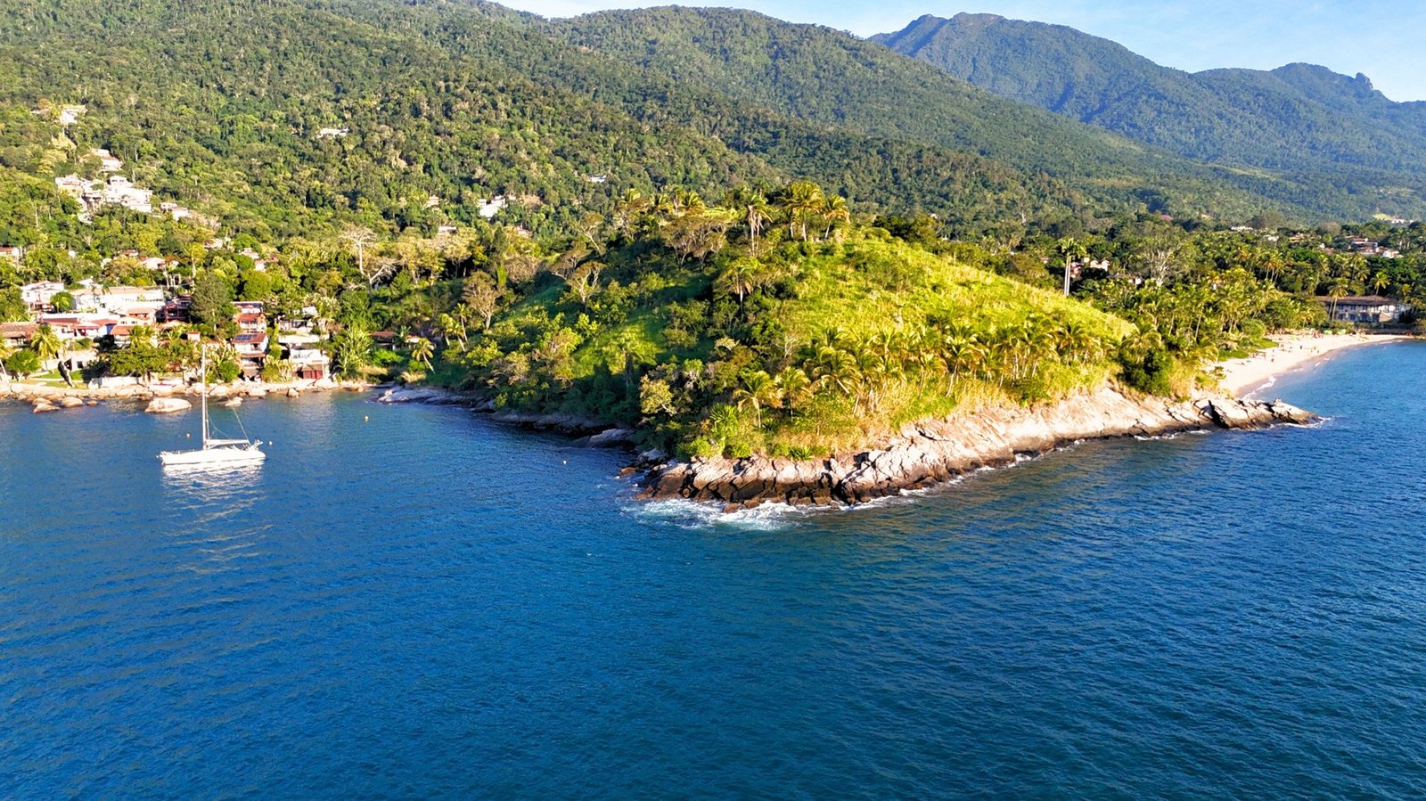 Private Promontory Land in Ilhabela, State of São Paulo, Brazil 1 - 16059843