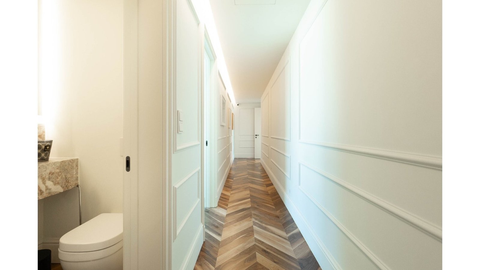 Penthouse in Avenidas Novas, Lisbon, Portugal 1 - 15778826