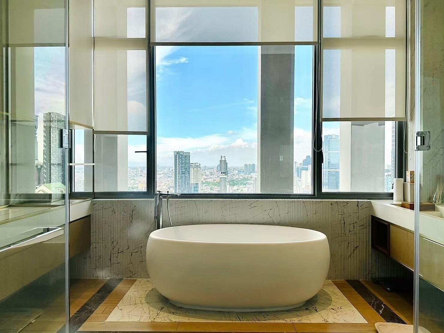 Rare Unit Bangkok’s Largest Private Pool Penthouse Penthouse in Bangkok, Krung Thep Maha Nakhon, Thailand 1 - 15062387