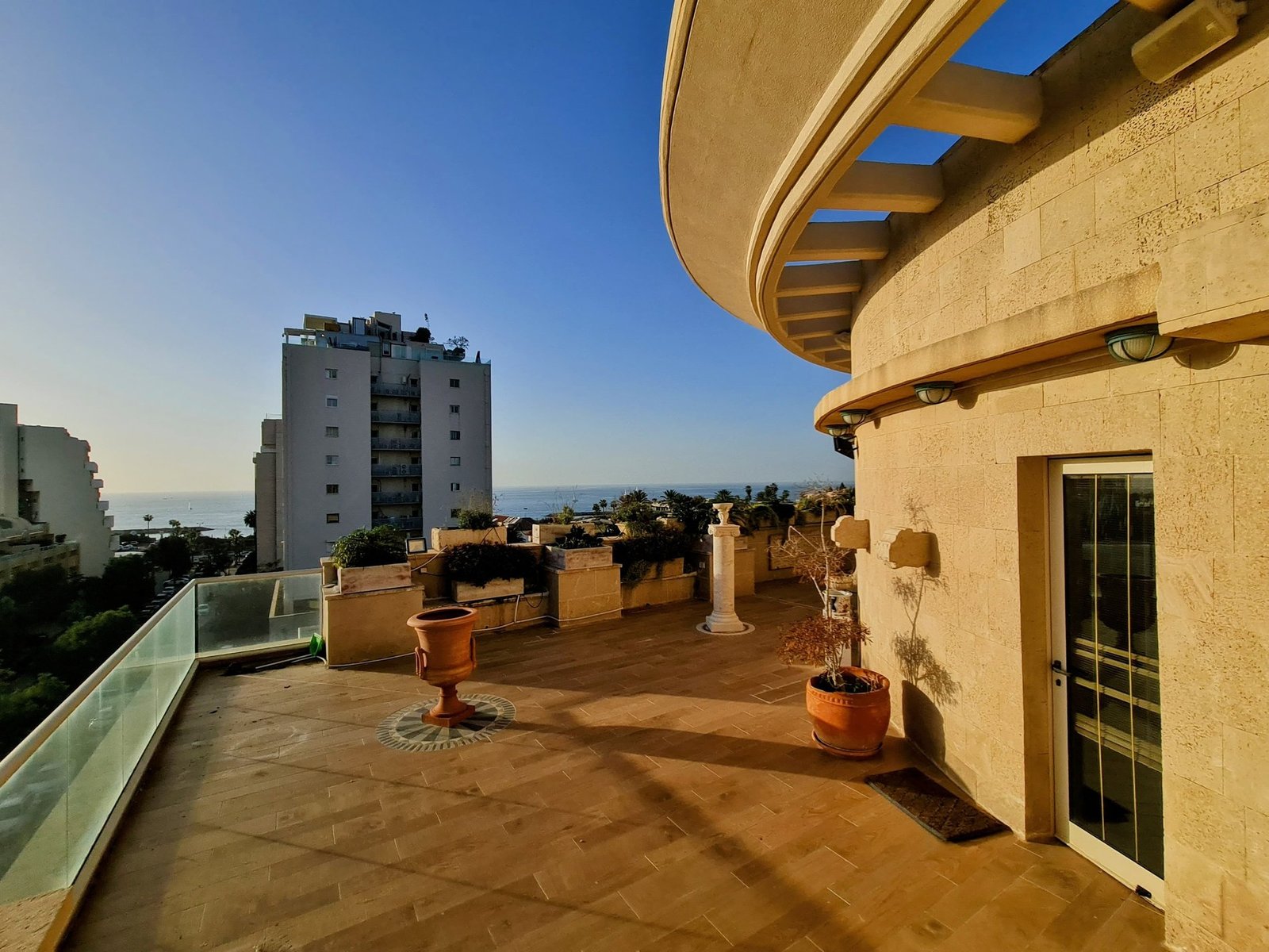 Penthouse With A Rooftop Terrace Facing Mediterranean Sea In Herzliya Pituach Penthouse in Herzliya, Tel Aviv District, Israel 1 - 13551638