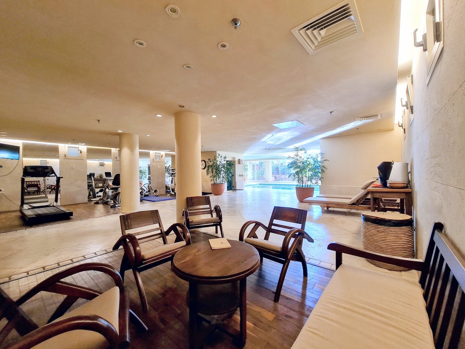 Penthouse With A Rooftop Terrace Facing Mediterranean Sea In Herzliya Pituach Penthouse in Herzliya, Tel Aviv District, Israel 1 - 13551638