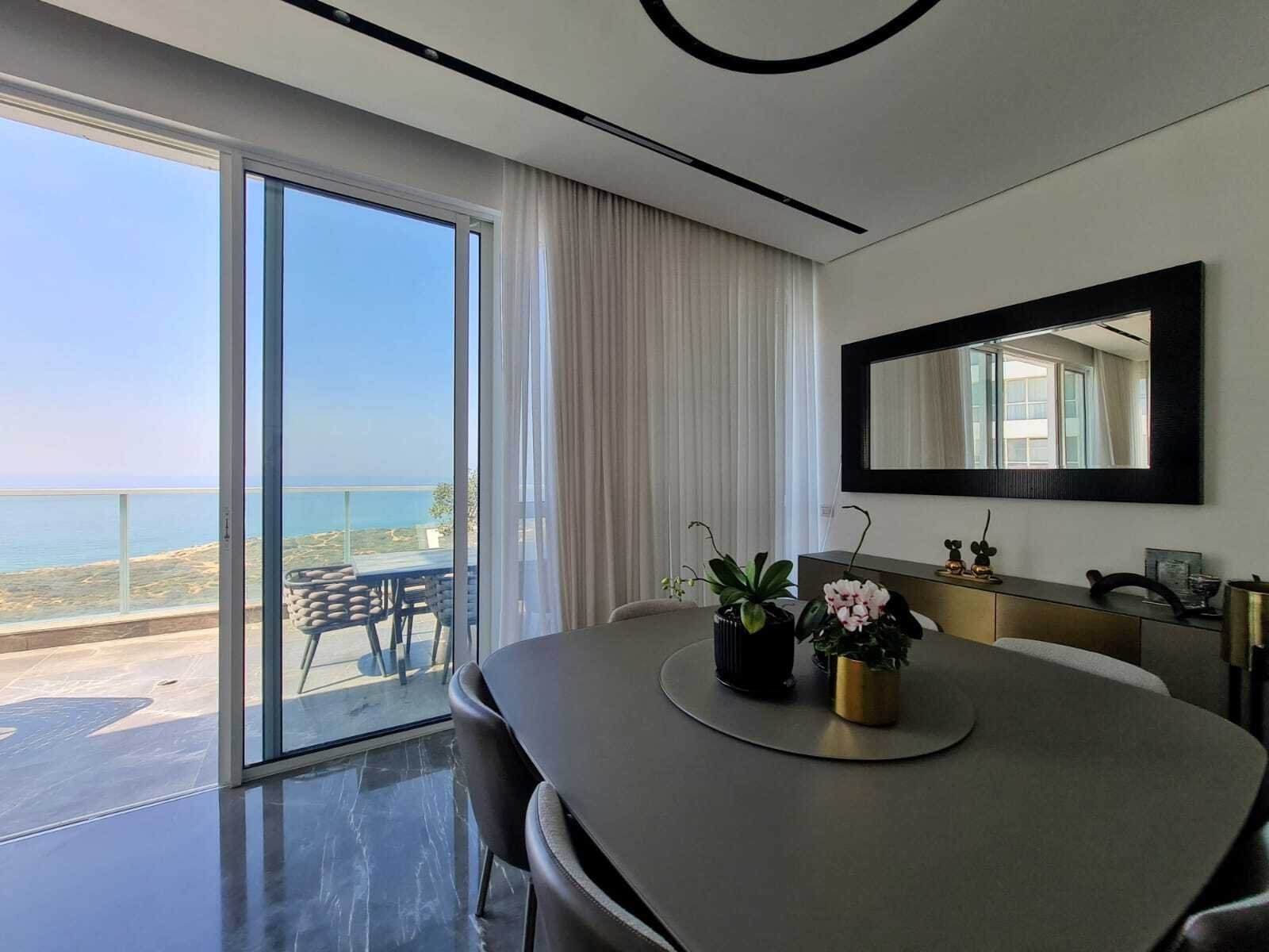 A Large And Spacious Mini Penthouse With A Balcony Facing To The Sea Ir Yamim, Netanya Penthouse in Netanya, Center District, Israel 1 - 12570019