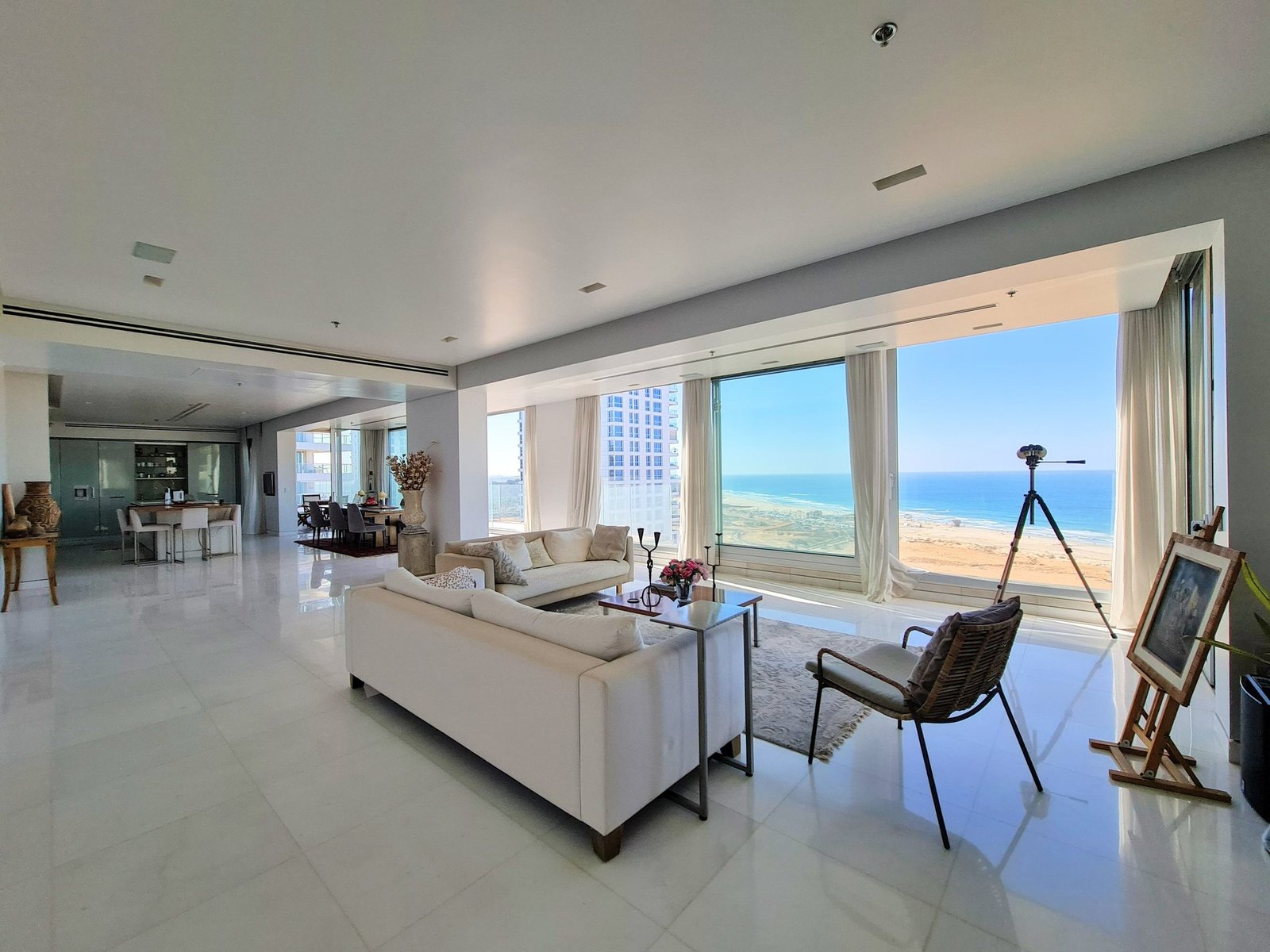 For Sale One Of The Most Beautiful Penthouses In Israel – Netanya, Ehud Manor Street, 18 Penthouse in Netanya, Center District, Israel 1 - 13577649