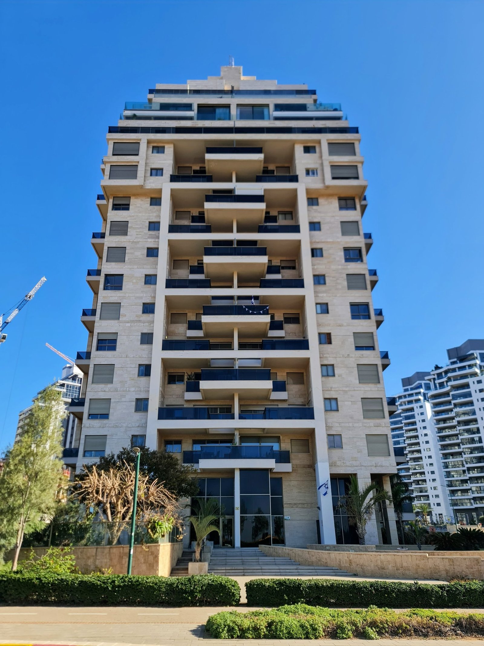 For Sale One Of The Most Beautiful Penthouses In Israel – Netanya, Ehud Manor Street, 18 Penthouse in Netanya, Center District, Israel 1 - 13577649