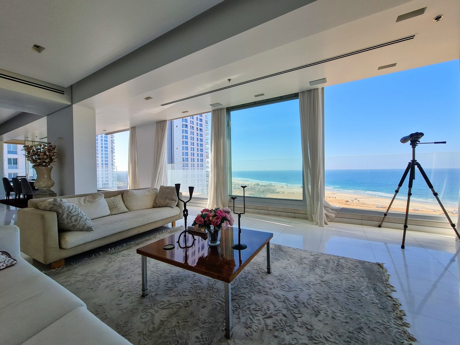 For Sale One Of The Most Beautiful Penthouses In Israel – Netanya, Ehud Manor Street, 18 Penthouse in Netanya, Center District, Israel 1 - 13577649