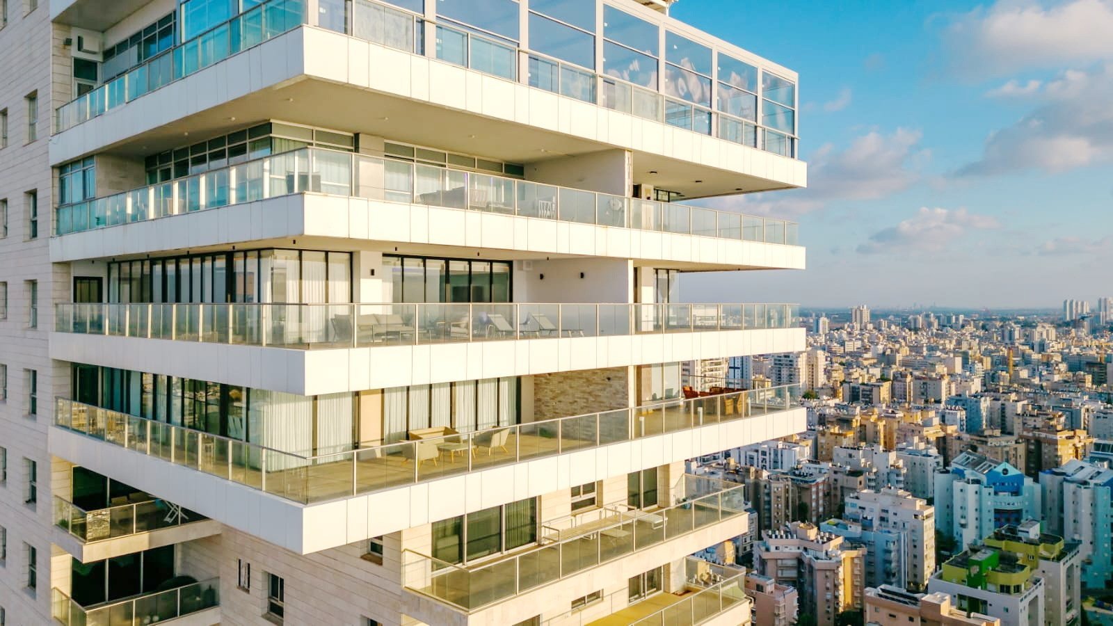 Nitza 20 Mini Penthouse In Terrace Building Netanya Penthouse in Netanya, Center District, Israel 1 - 13602118