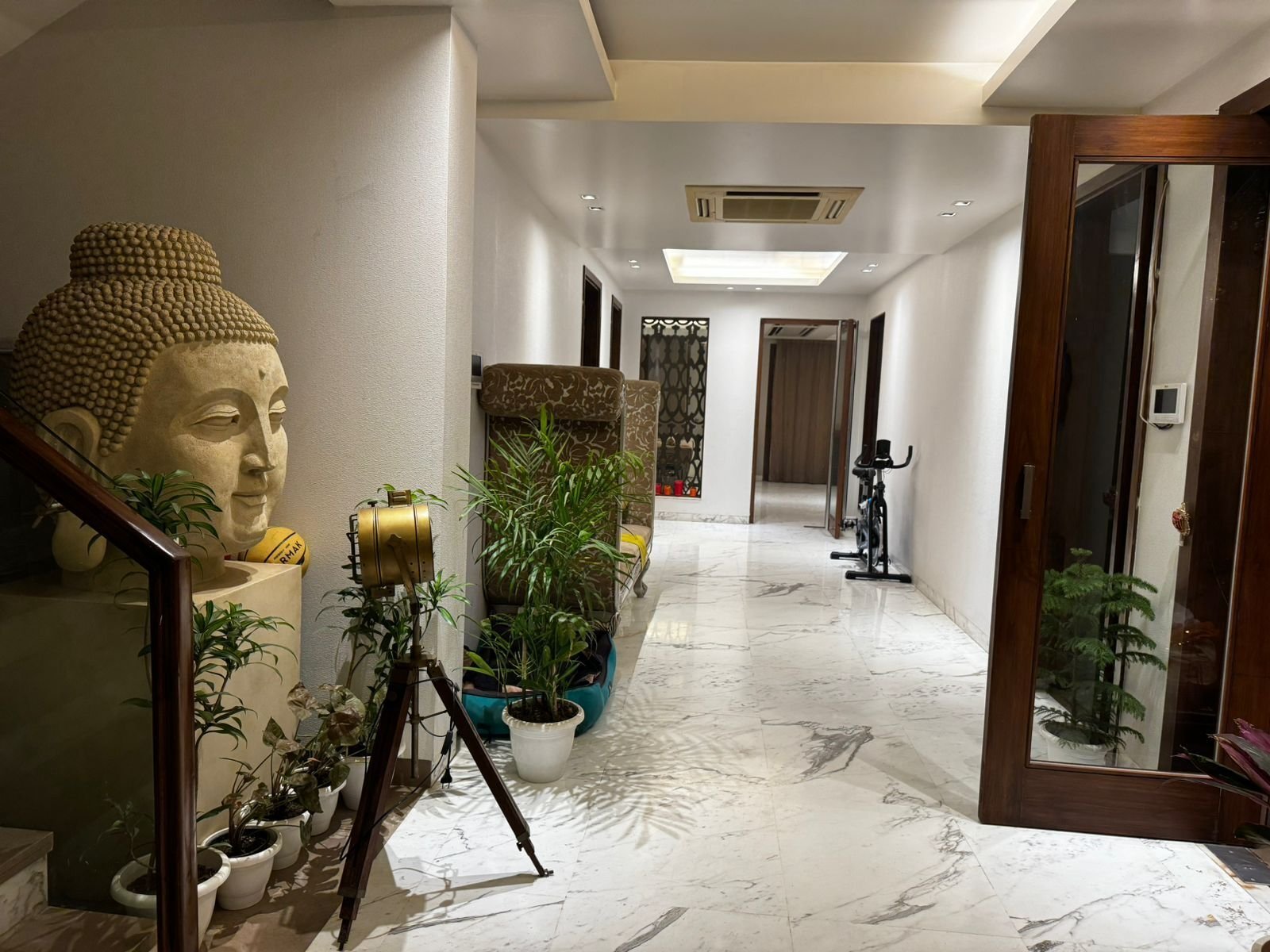 Penthouse Of Third Floor And Terrace Garden In Greater Kailash 2, Having View Of City Forest Penthouse in New Delhi, Delhi, India 1 - 15610862