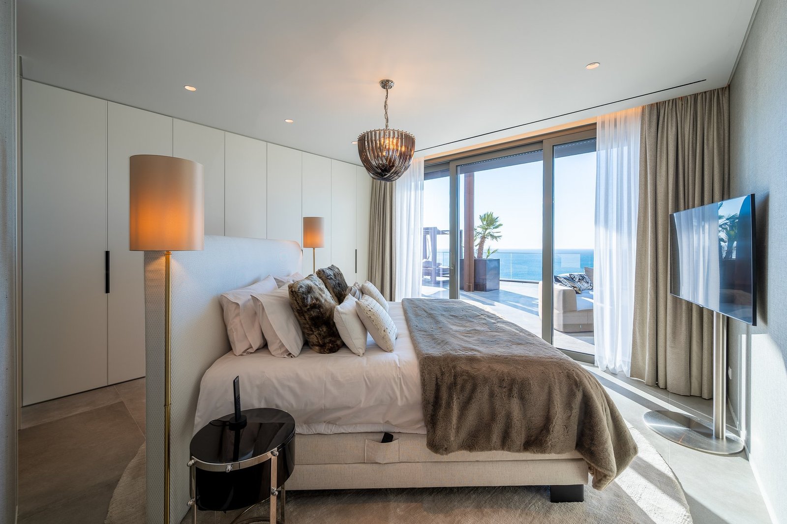 Luxurious Penthouse In Front Of The Sea In Albufeira, Portugal Penthouse in Olhos de Agua, Algarve, Portugal 1 - 12837658