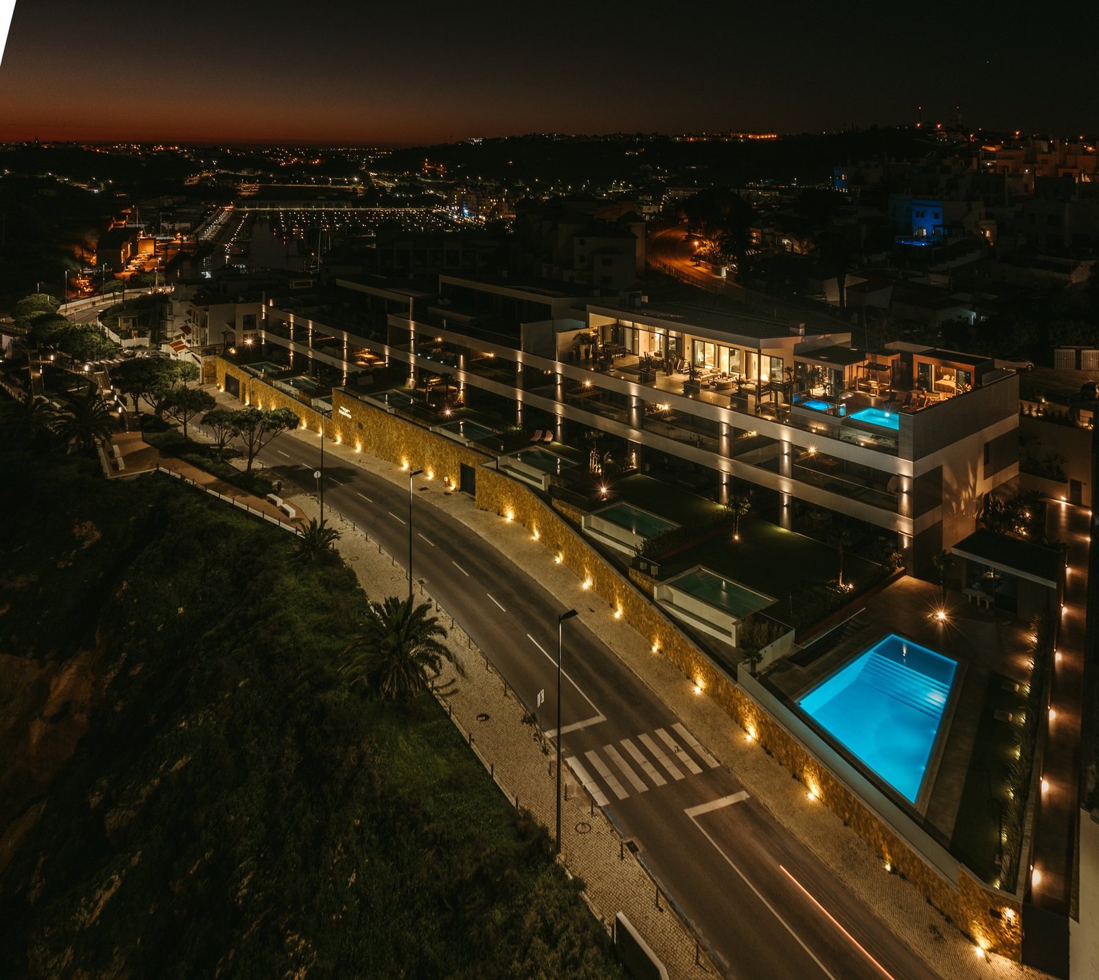 Luxurious Penthouse In Front Of The Sea In Albufeira, Portugal Penthouse in Olhos de Agua, Algarve, Portugal 1 - 12837658