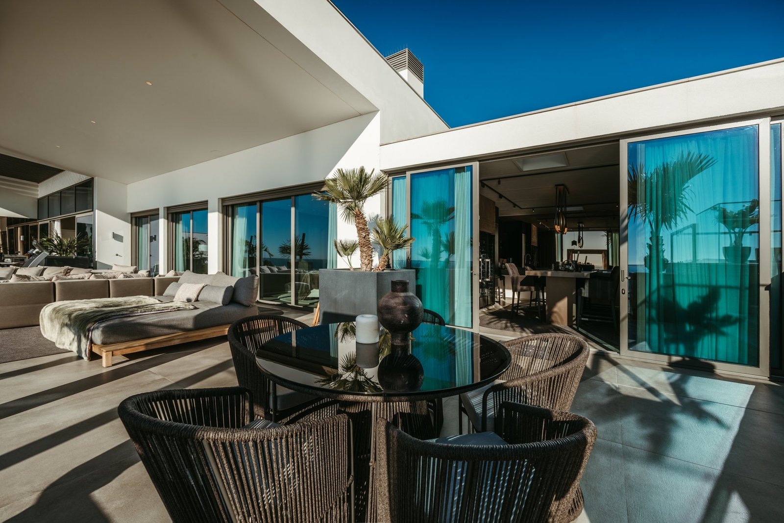 Luxurious Penthouse In Front Of The Sea In Albufeira, Portugal Penthouse in Olhos de Agua, Algarve, Portugal 1 - 12837658