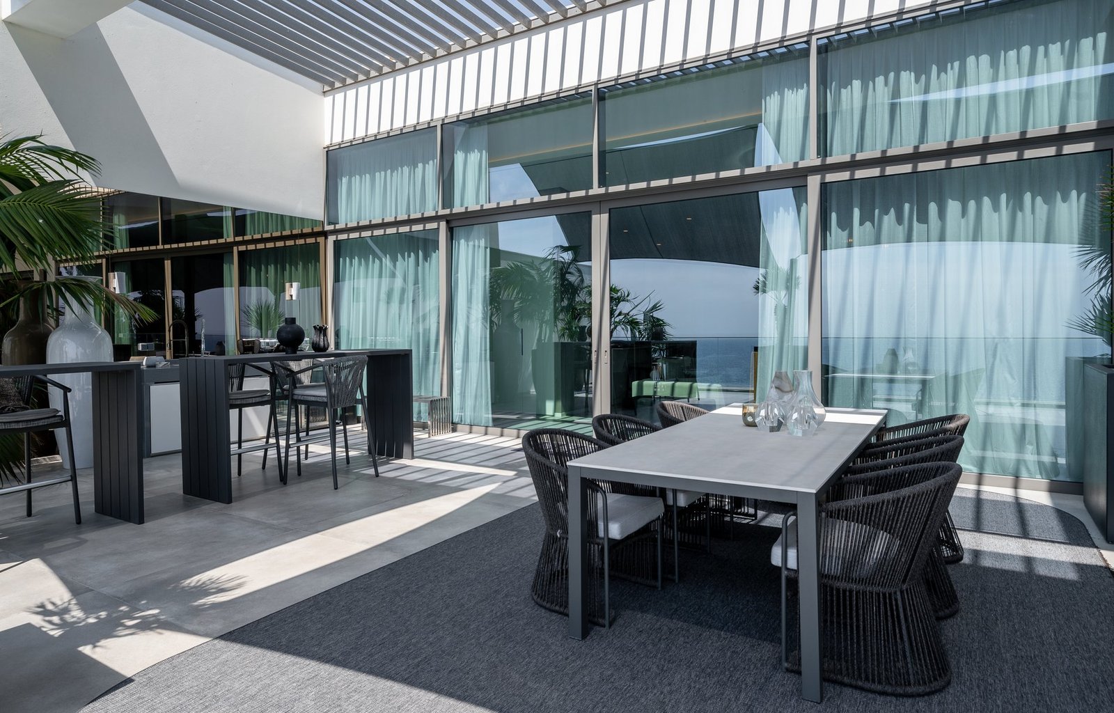 Luxurious Penthouse In Front Of The Sea In Albufeira, Portugal Penthouse in Olhos de Agua, Algarve, Portugal 1 - 12837658