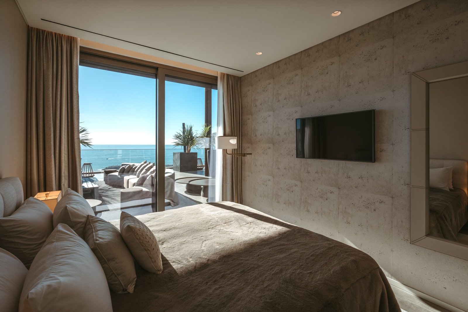 Luxurious Penthouse In Front Of The Sea In Albufeira, Portugal Penthouse in Olhos de Agua, Algarve, Portugal 1 - 12837658