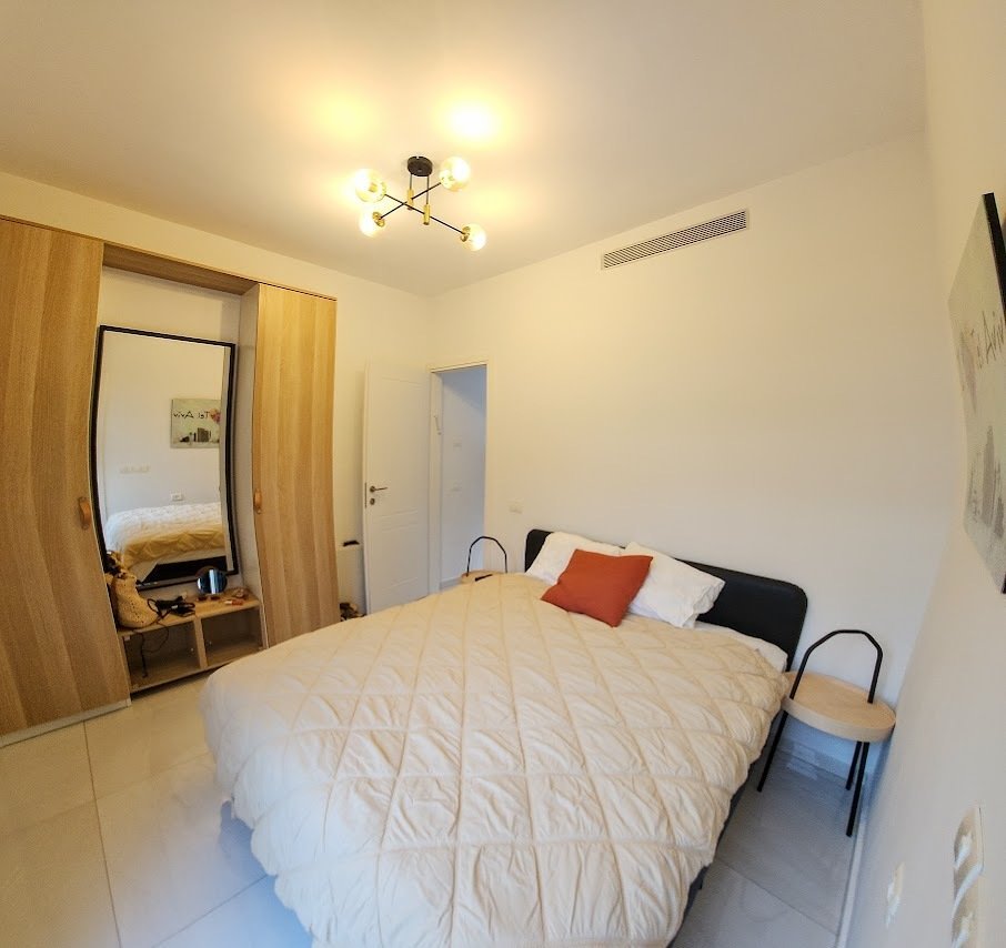 Spacious One Level Penthouse With Sea Views Penthouse in Tel Aviv-Yafo, Tel Aviv District, Israel 1 - 15881511