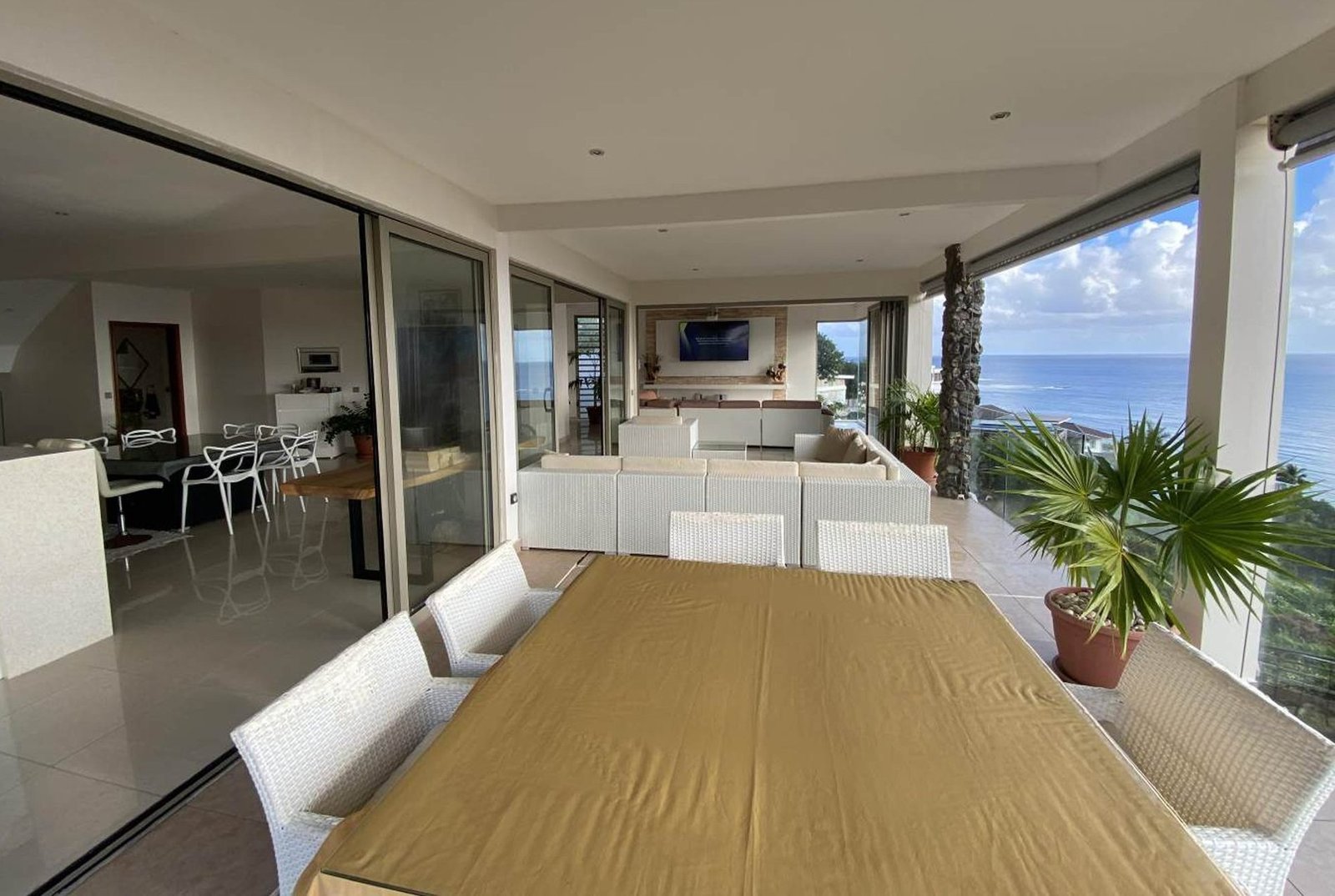 Arue Villa Villa in Arue, Windward Islands, French Polynesia 1 - 15830505