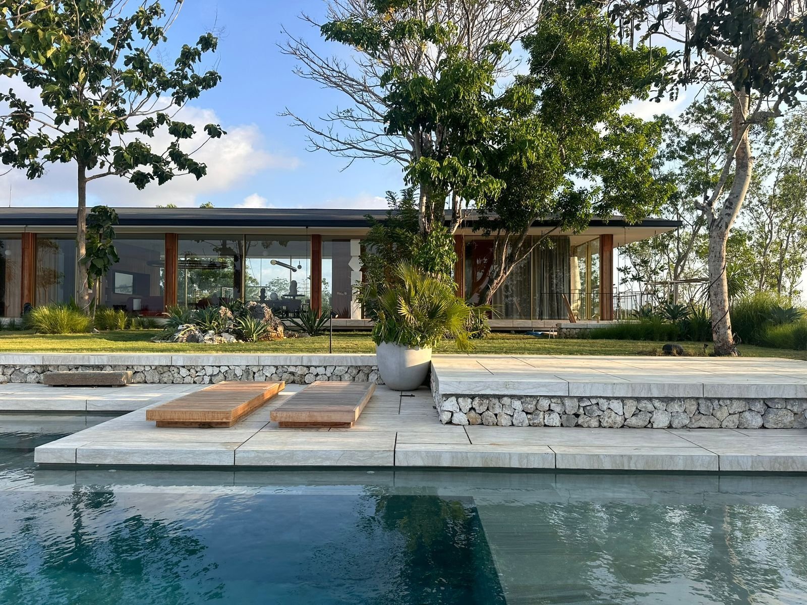 Alexis Dornier’s Private Uluwatu Retreat – Iconic Oceanview Masterpiece On 1,500m² Villa in Bali, Indonesia 1 - 15814060