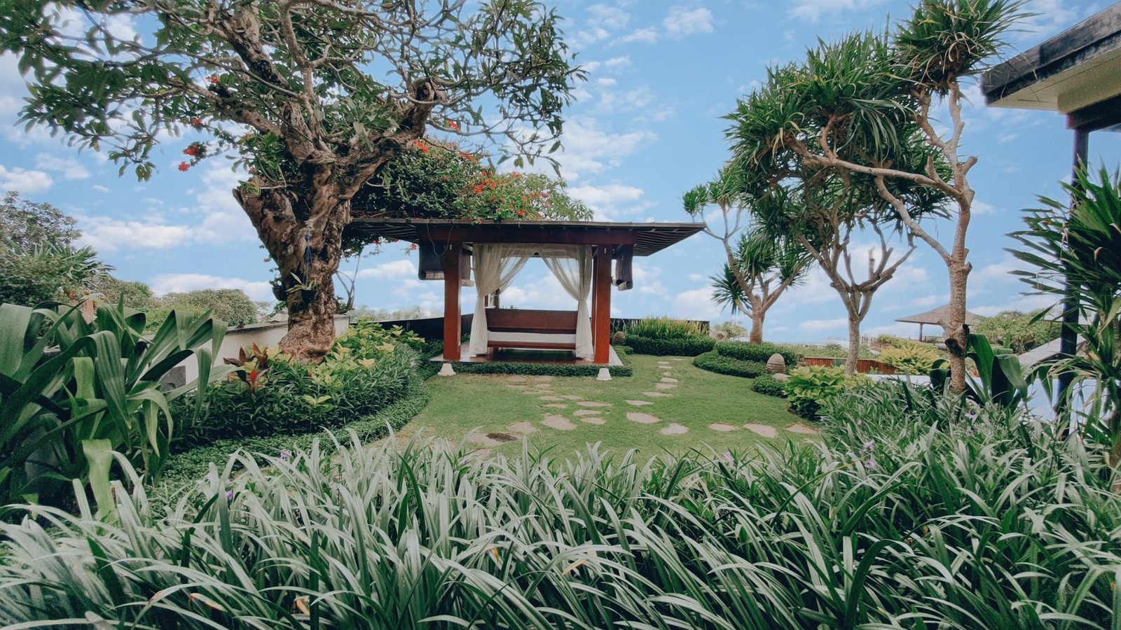 Luxurious 7 Bedroom Cliff Top Ocean View Residence In South Bali Villa in Bukit Peninsula, Bali, Indonesia 1 - 14728046